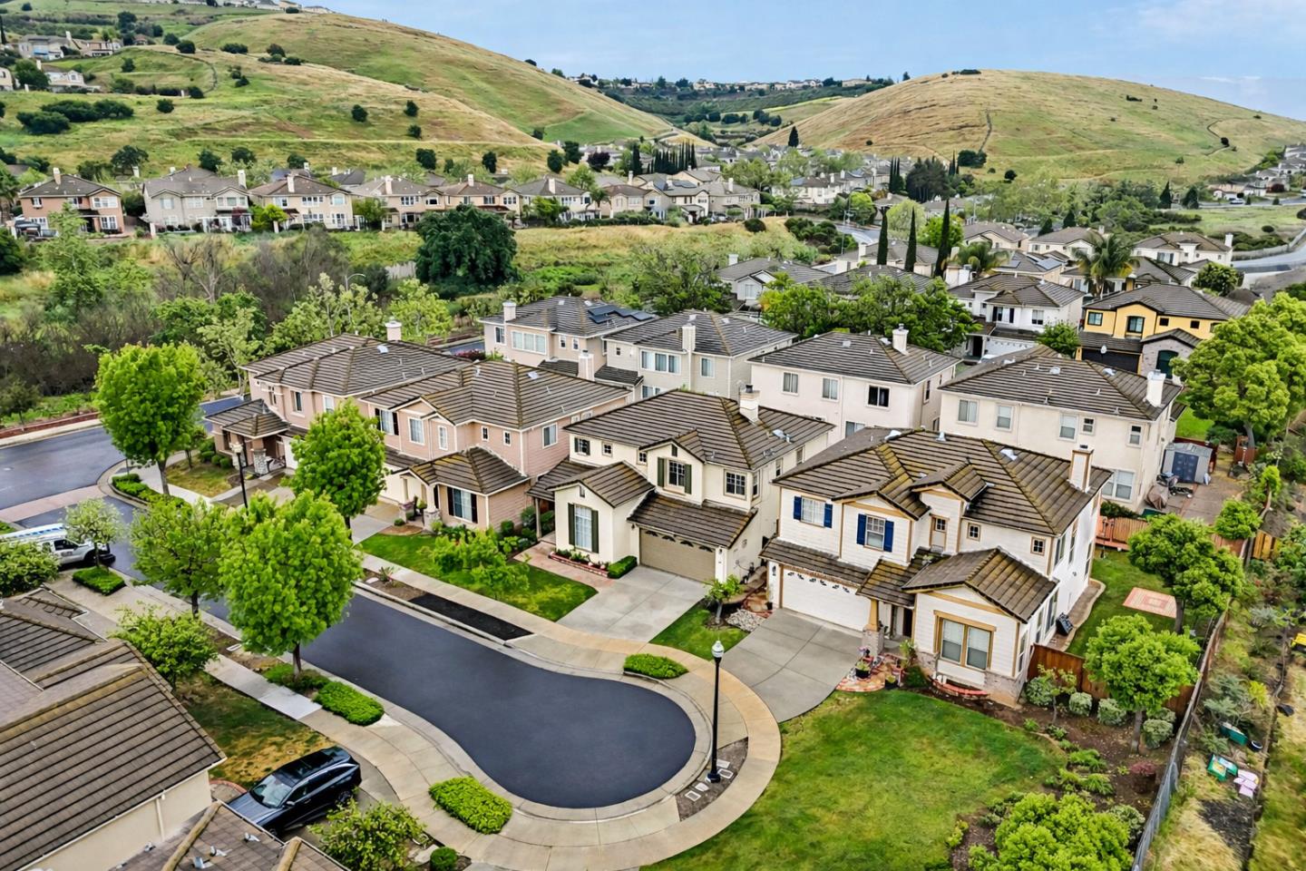 4011 Greenyard CT