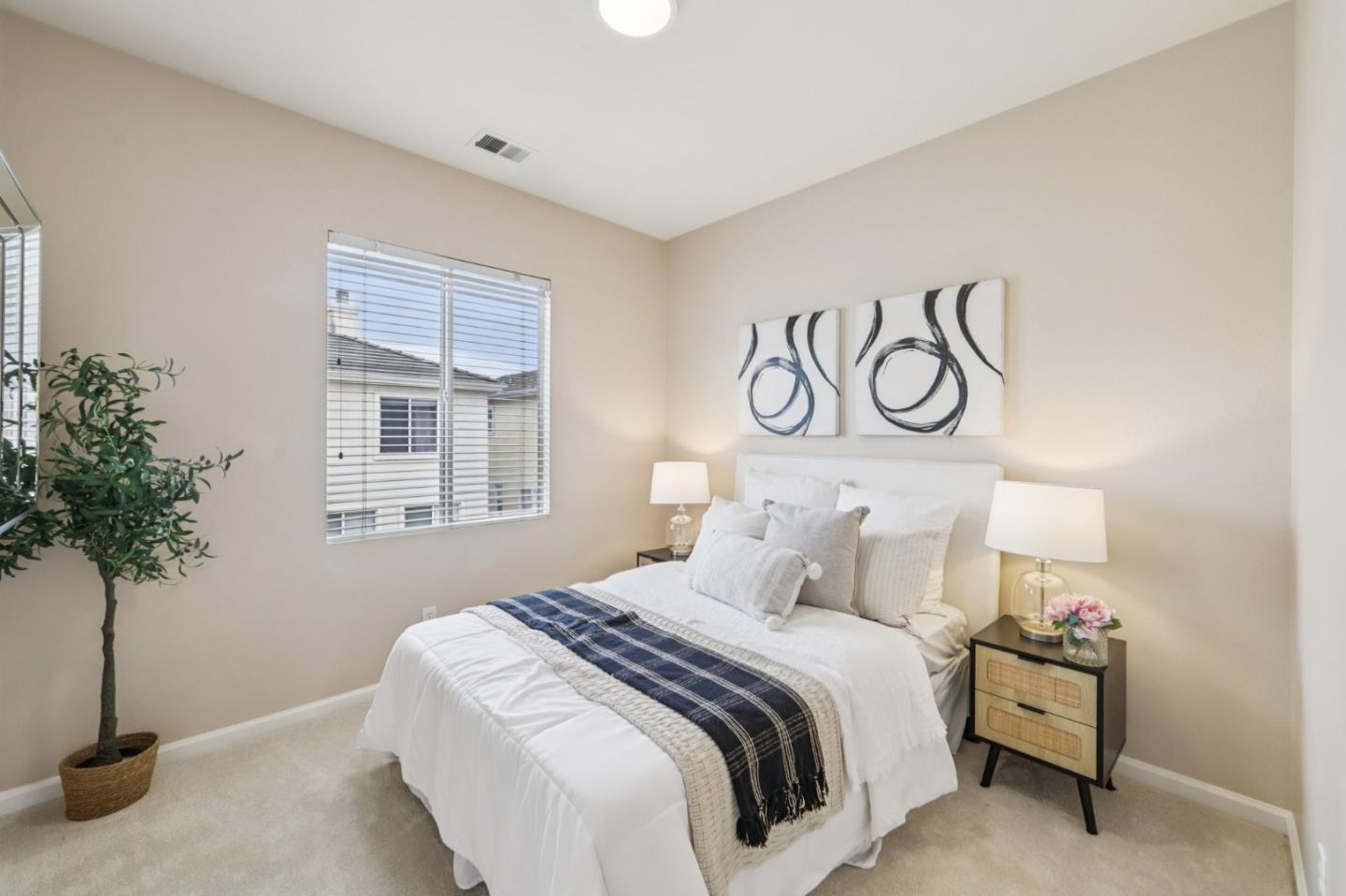 4011 Greenyard CT