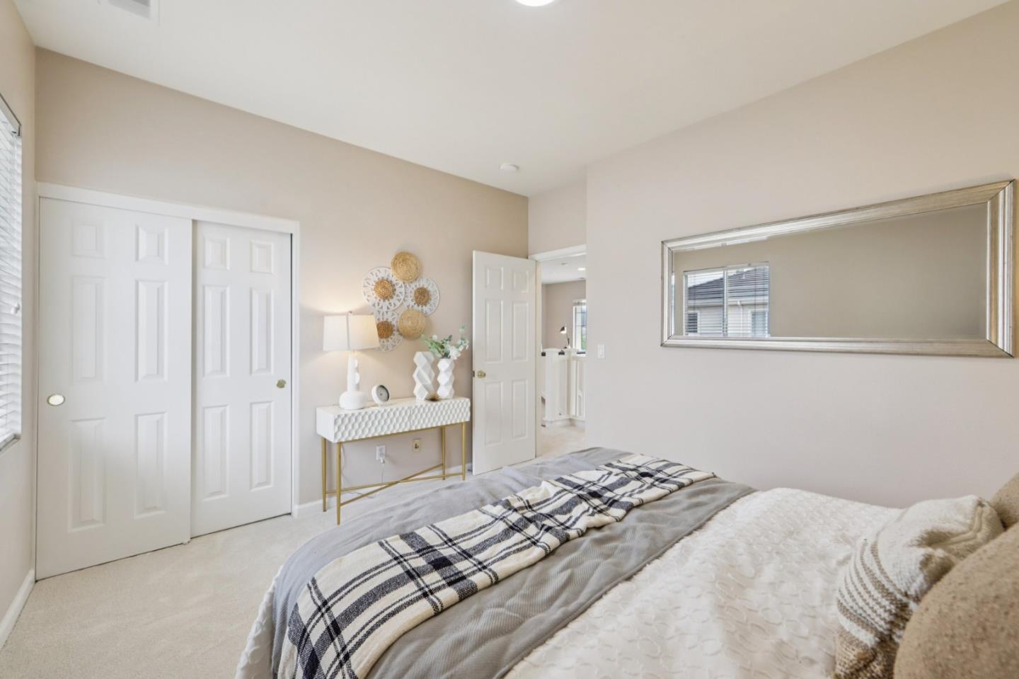 4011 Greenyard CT