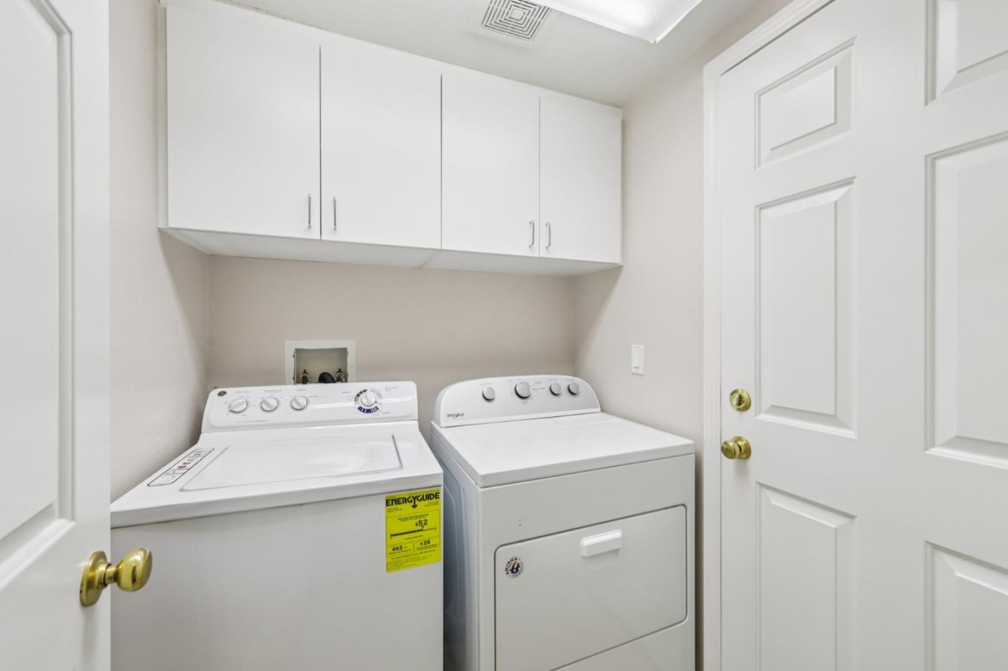 4011 Greenyard CT