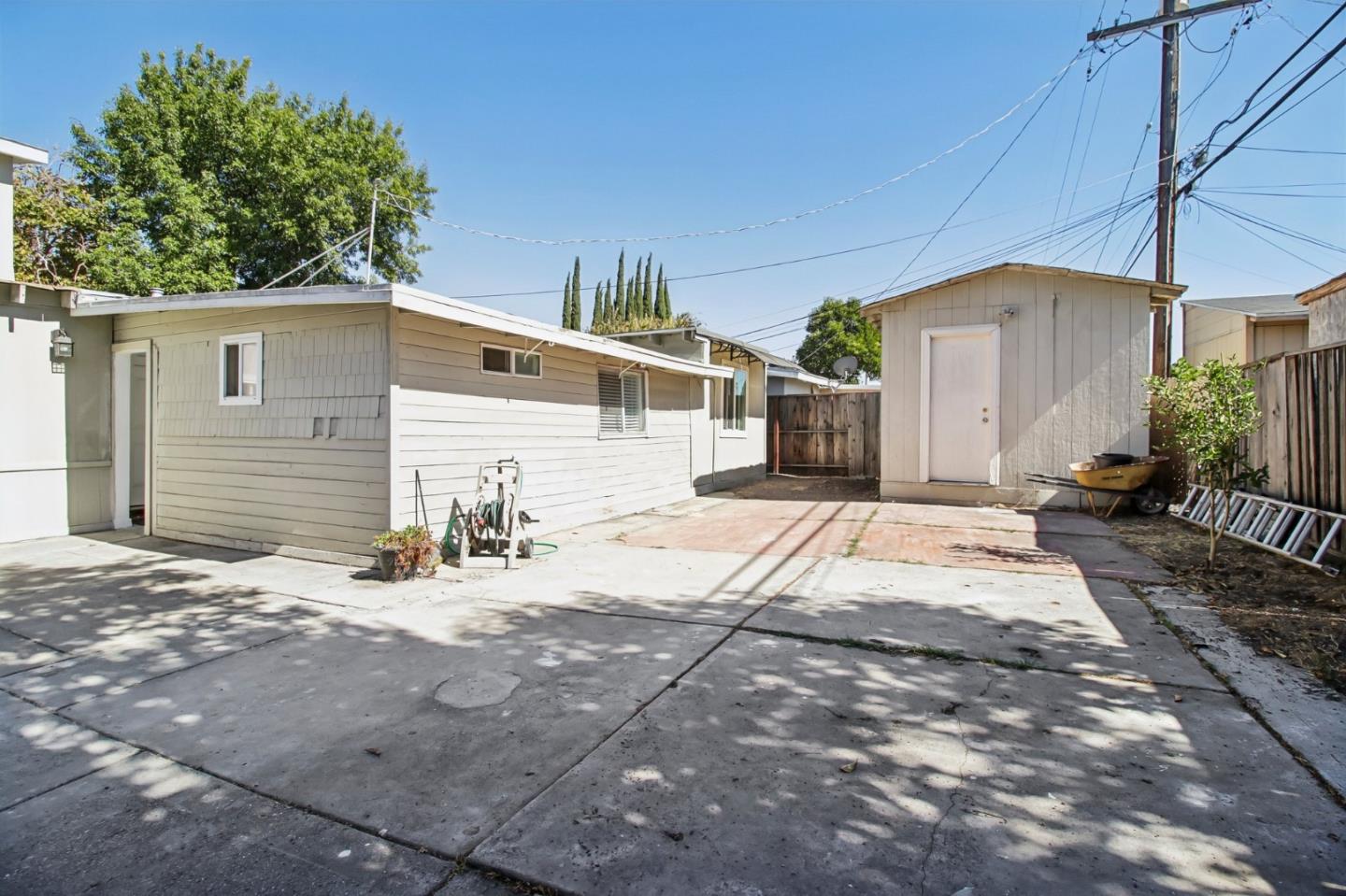10081 Kenilworth WAY