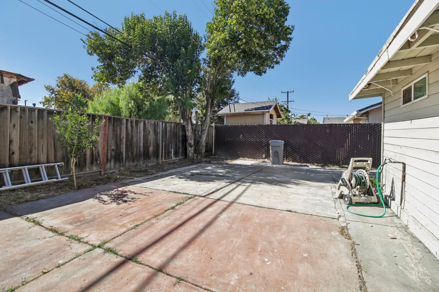10081 Kenilworth WAY