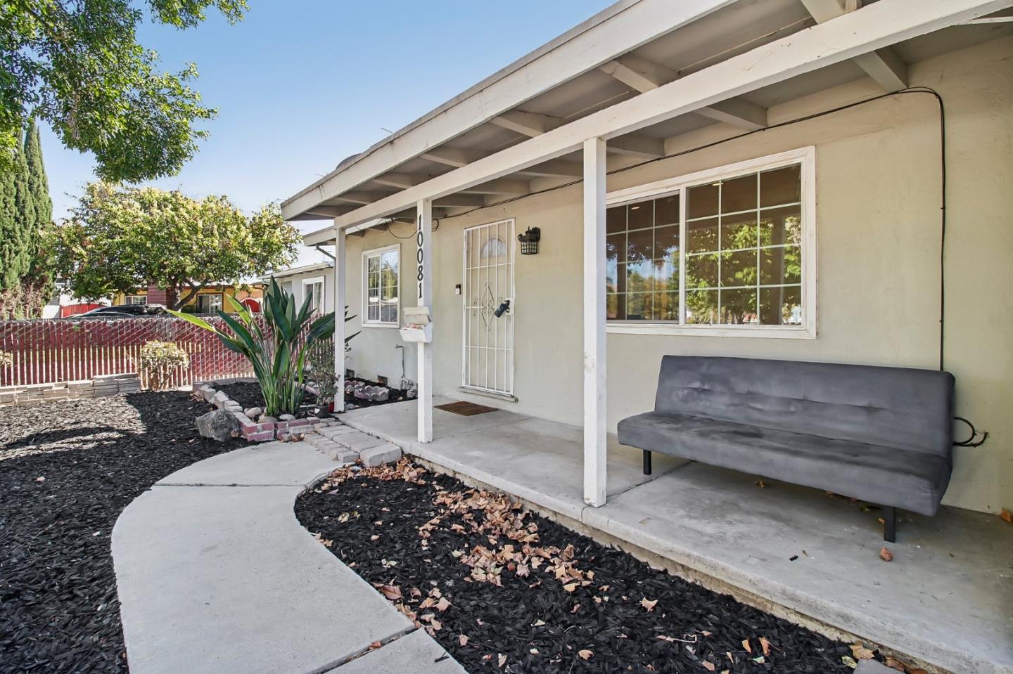 10081 Kenilworth WAY
