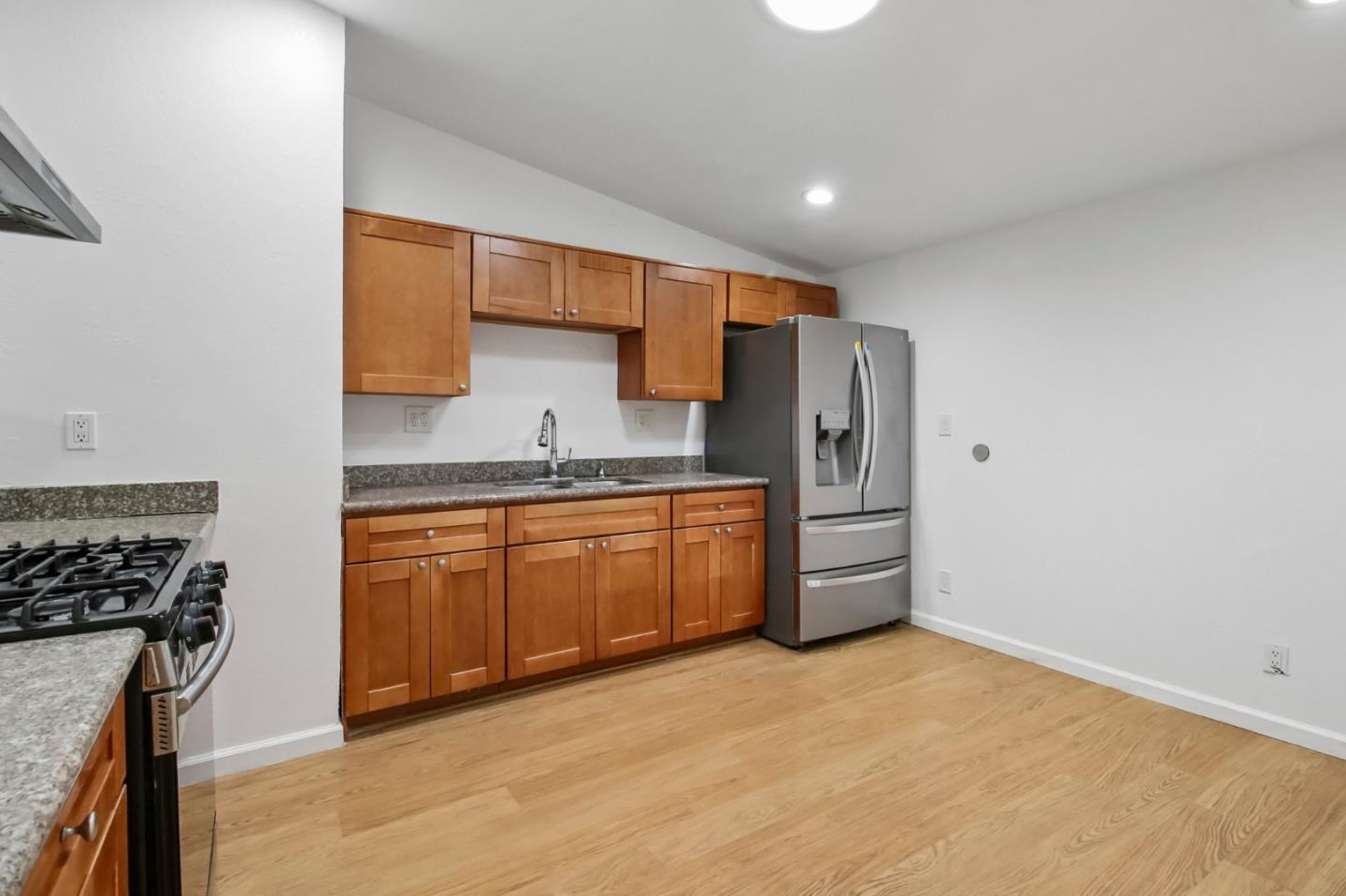 10081 Kenilworth WAY