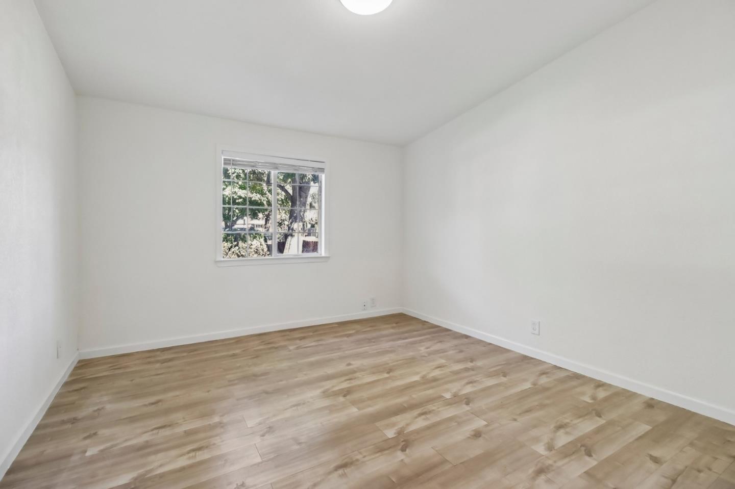 10081 Kenilworth WAY