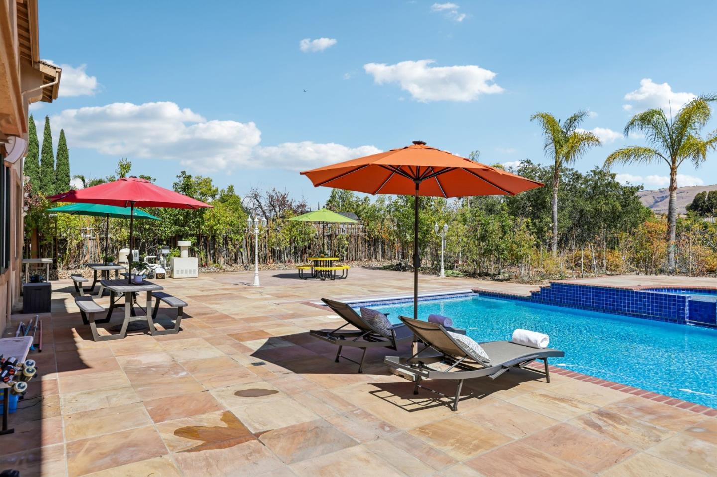 4498 Terra Brava PL