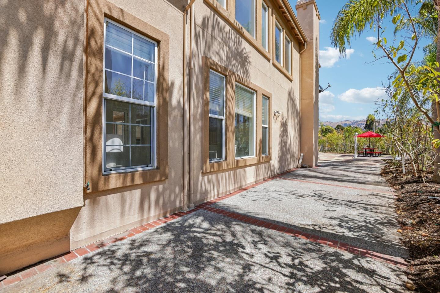 4498 Terra Brava PL
