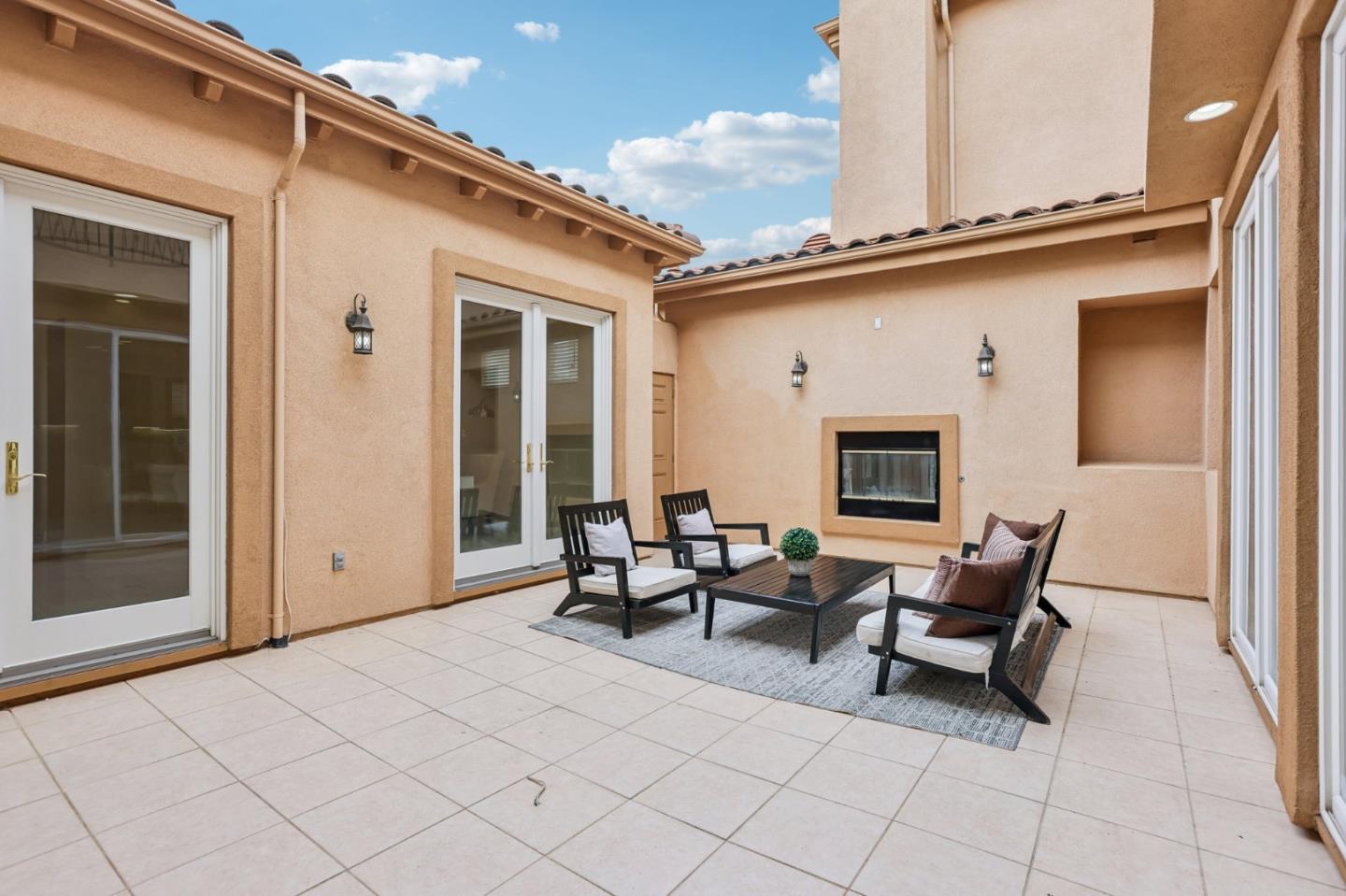 4498 Terra Brava PL