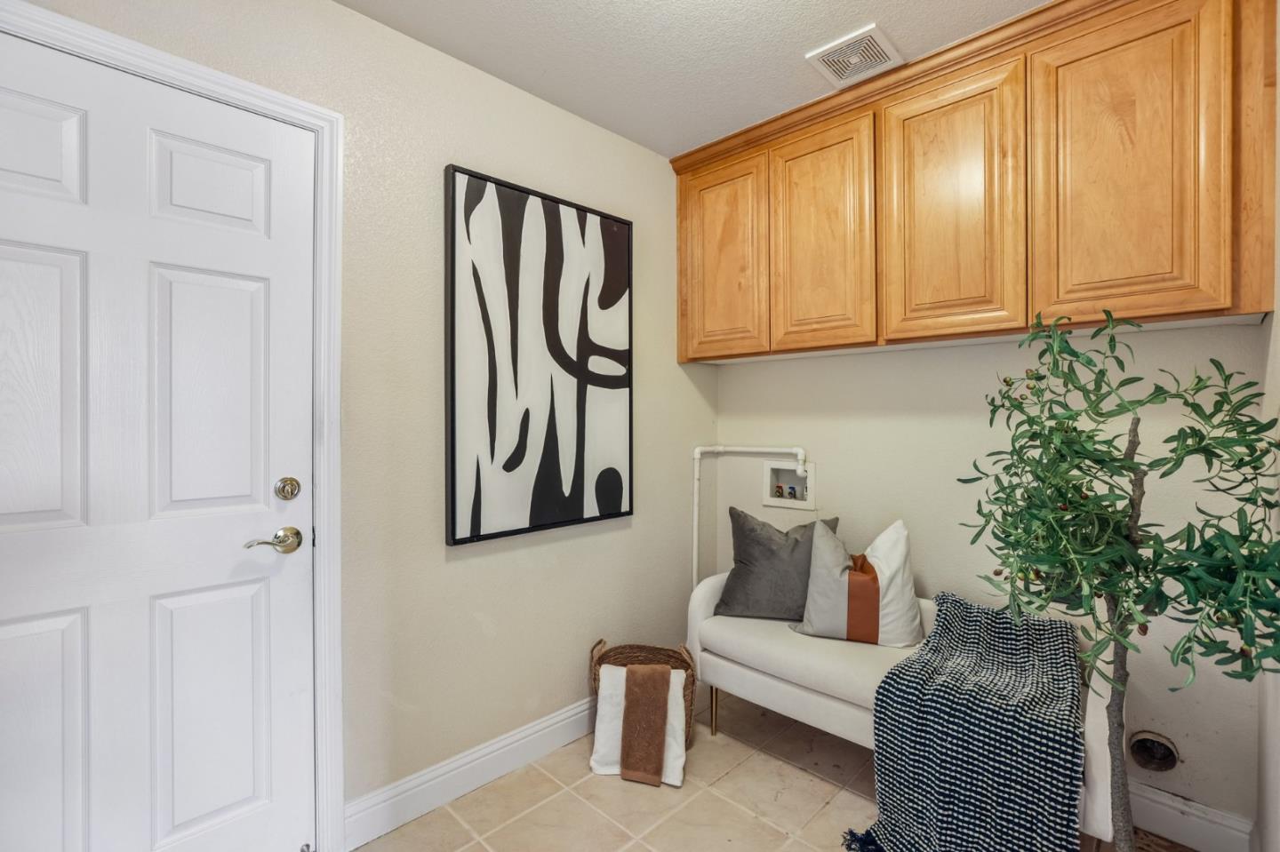 4498 Terra Brava PL