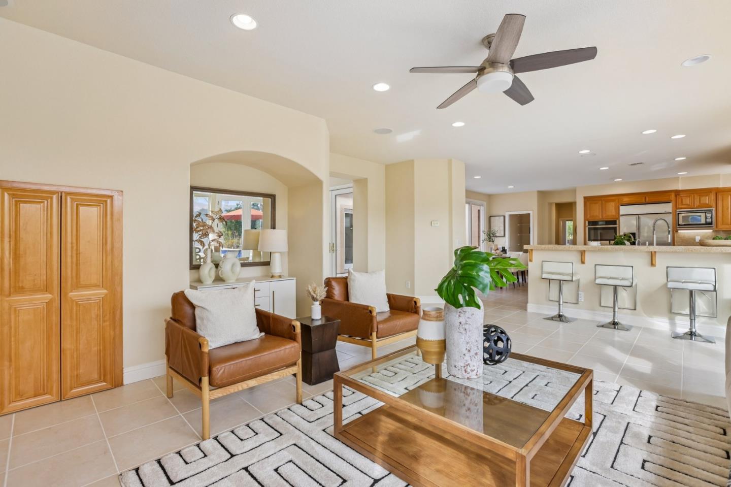 4498 Terra Brava PL