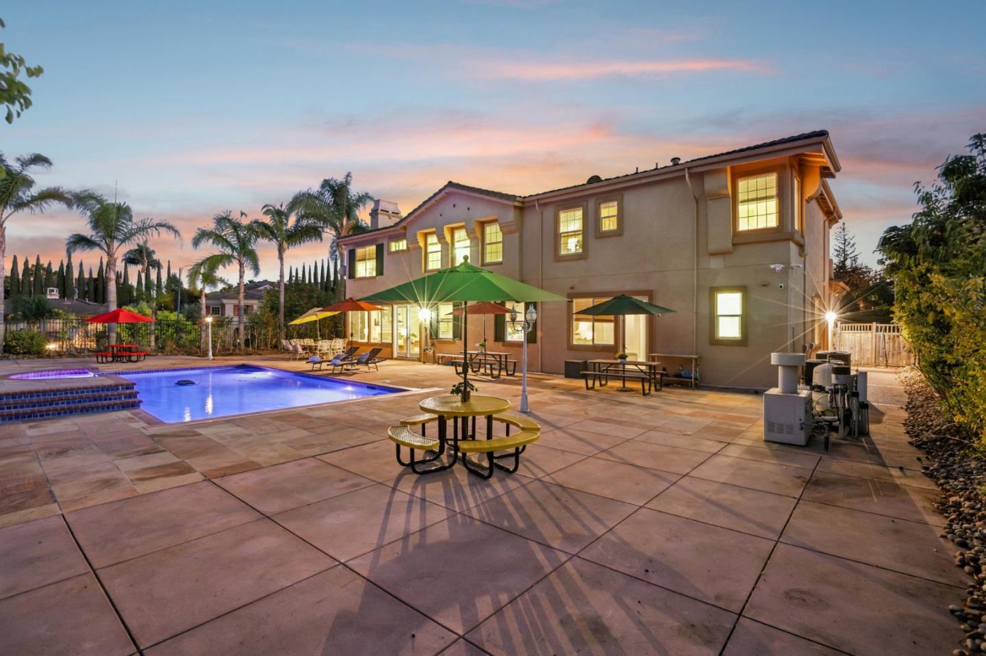 4498 Terra Brava PL