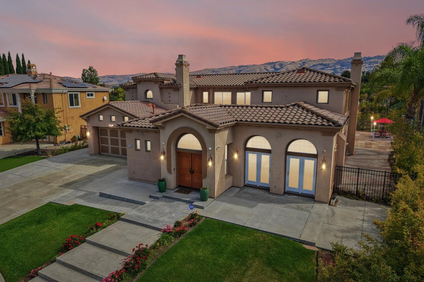 4498 Terra Brava PL