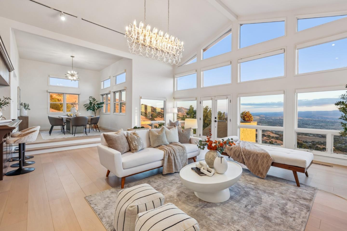 4014 Higuera Highland LN