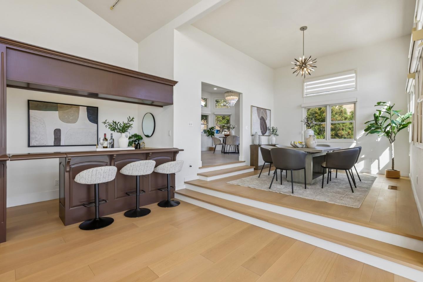 4014 Higuera Highland LN