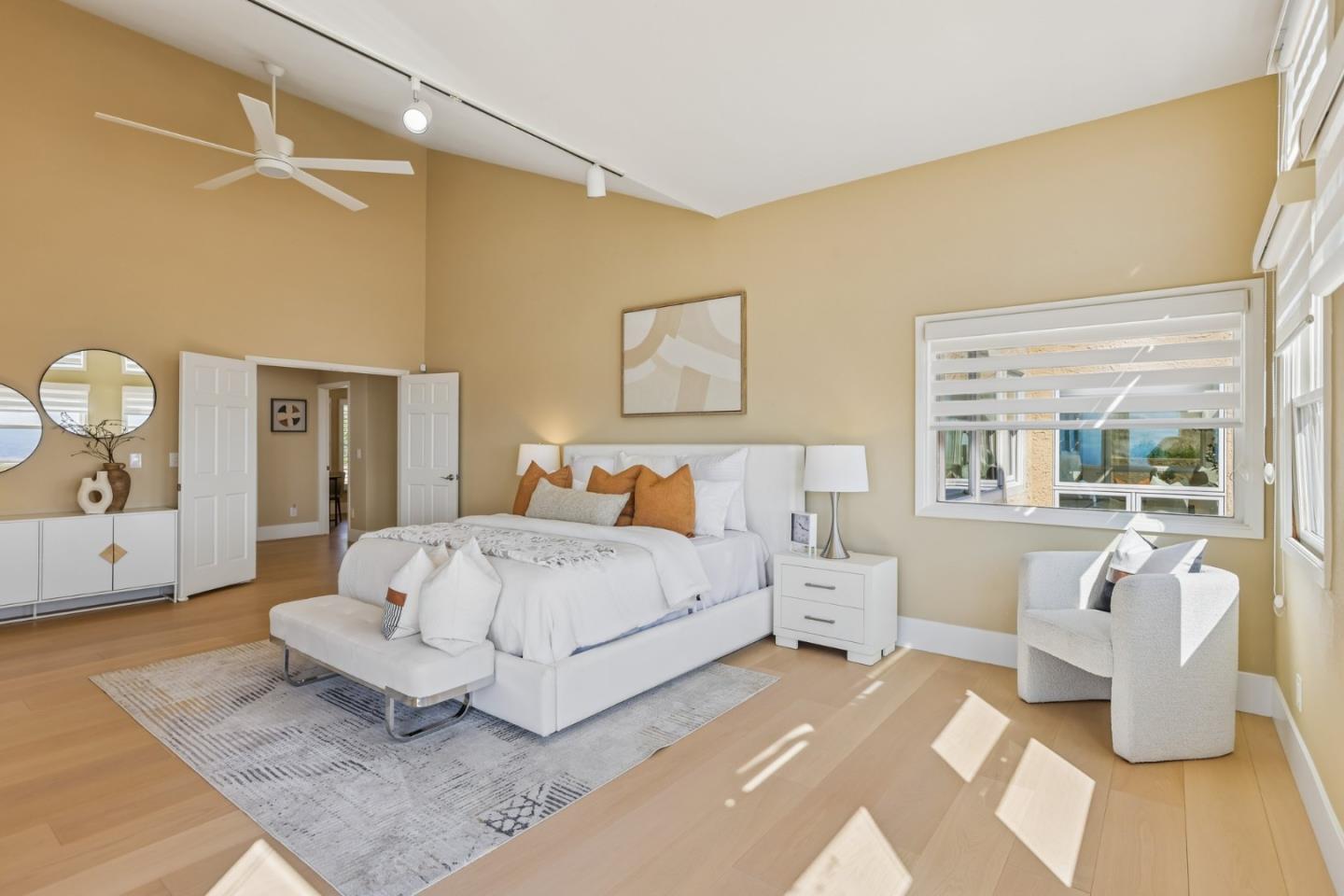 4014 Higuera Highland LN
