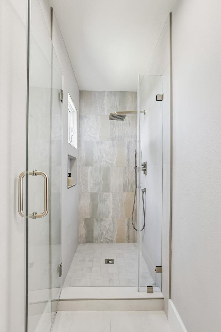 4014 Higuera Highland LN