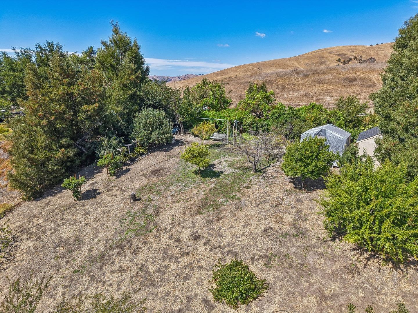 4014 Higuera Highland LN