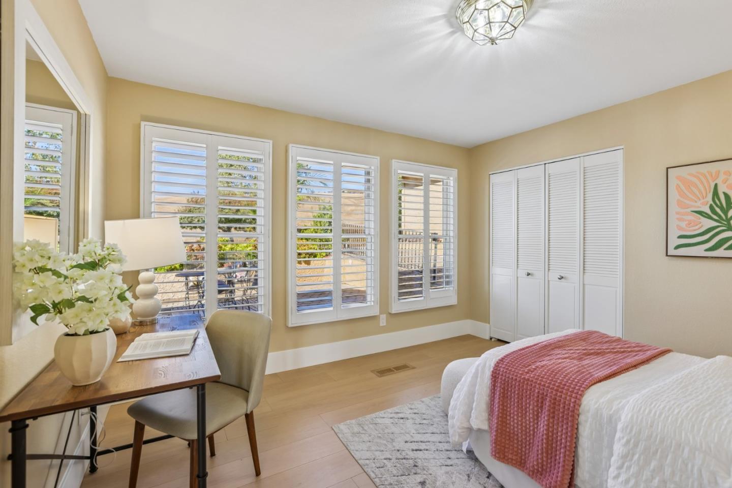 4014 Higuera Highland LN
