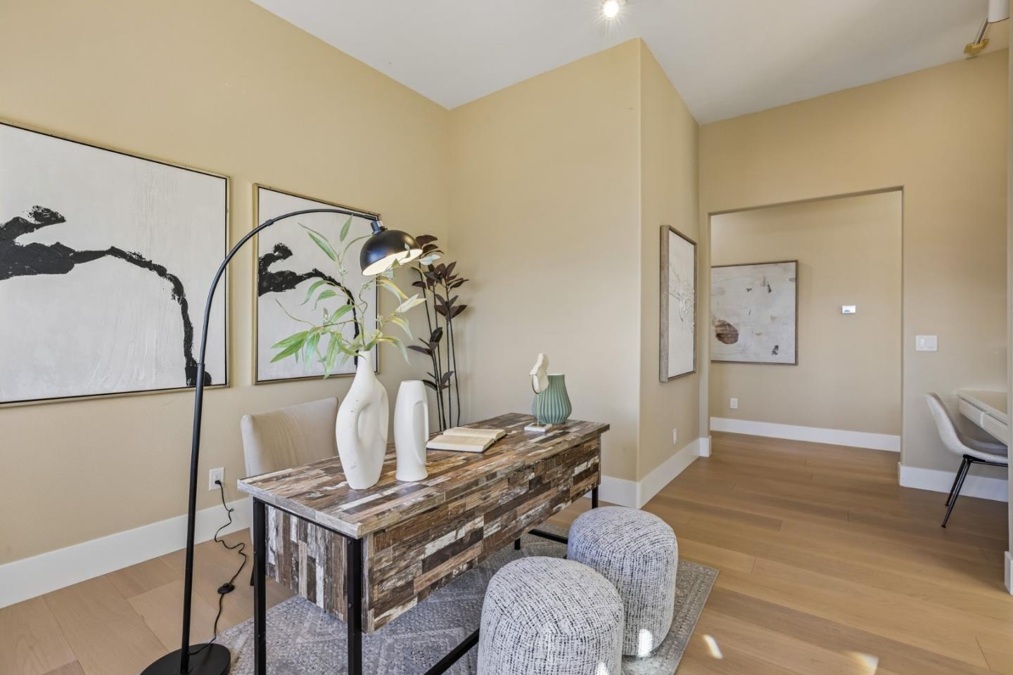 4014 Higuera Highland LN