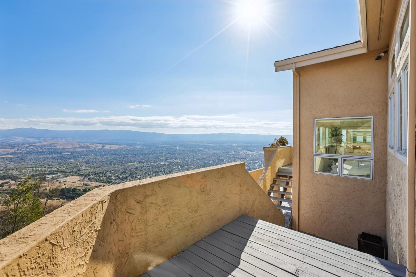 4014 Higuera Highland LN