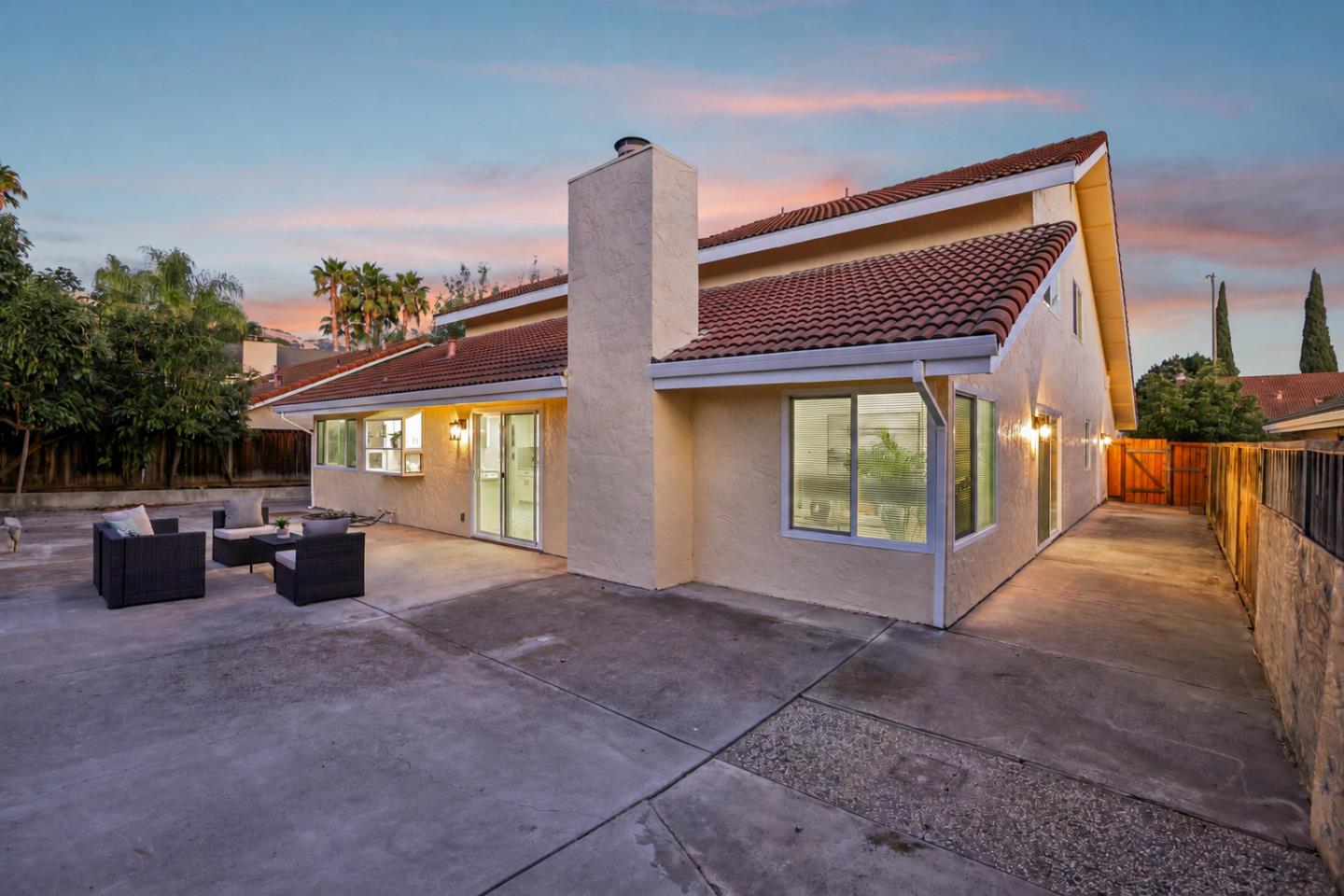 3405 Cedardale DR