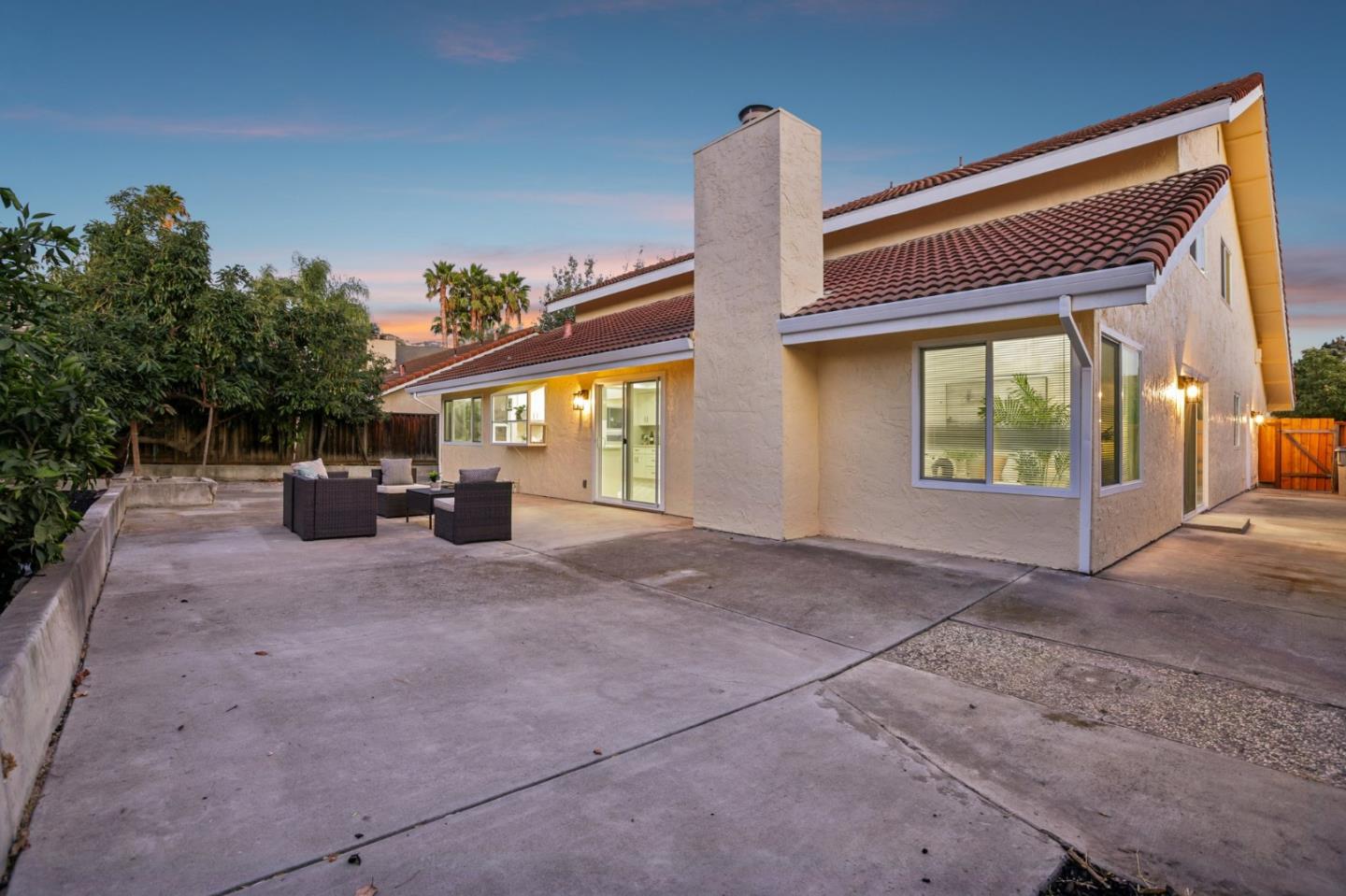 3405 Cedardale DR