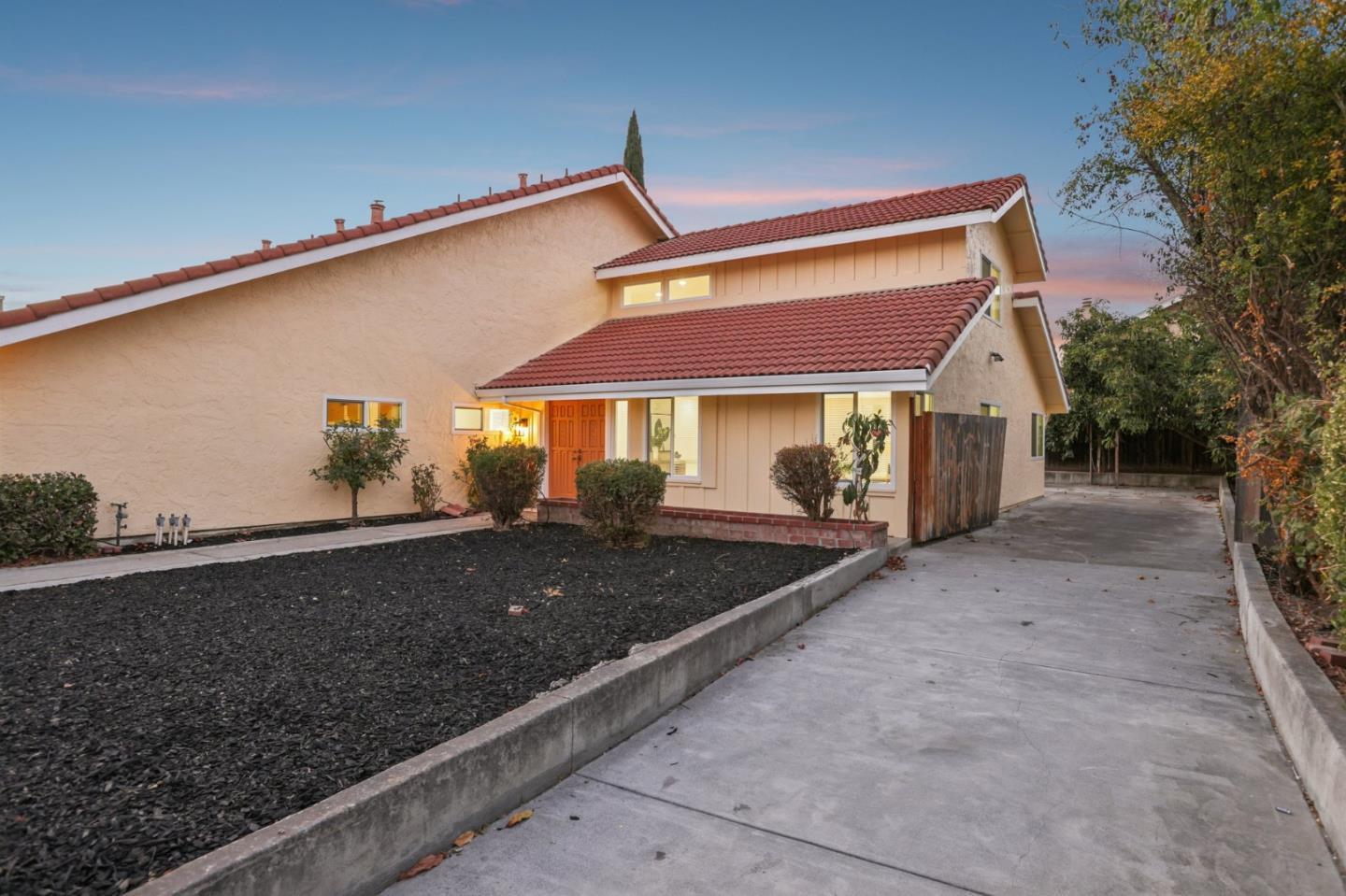 3405 Cedardale DR