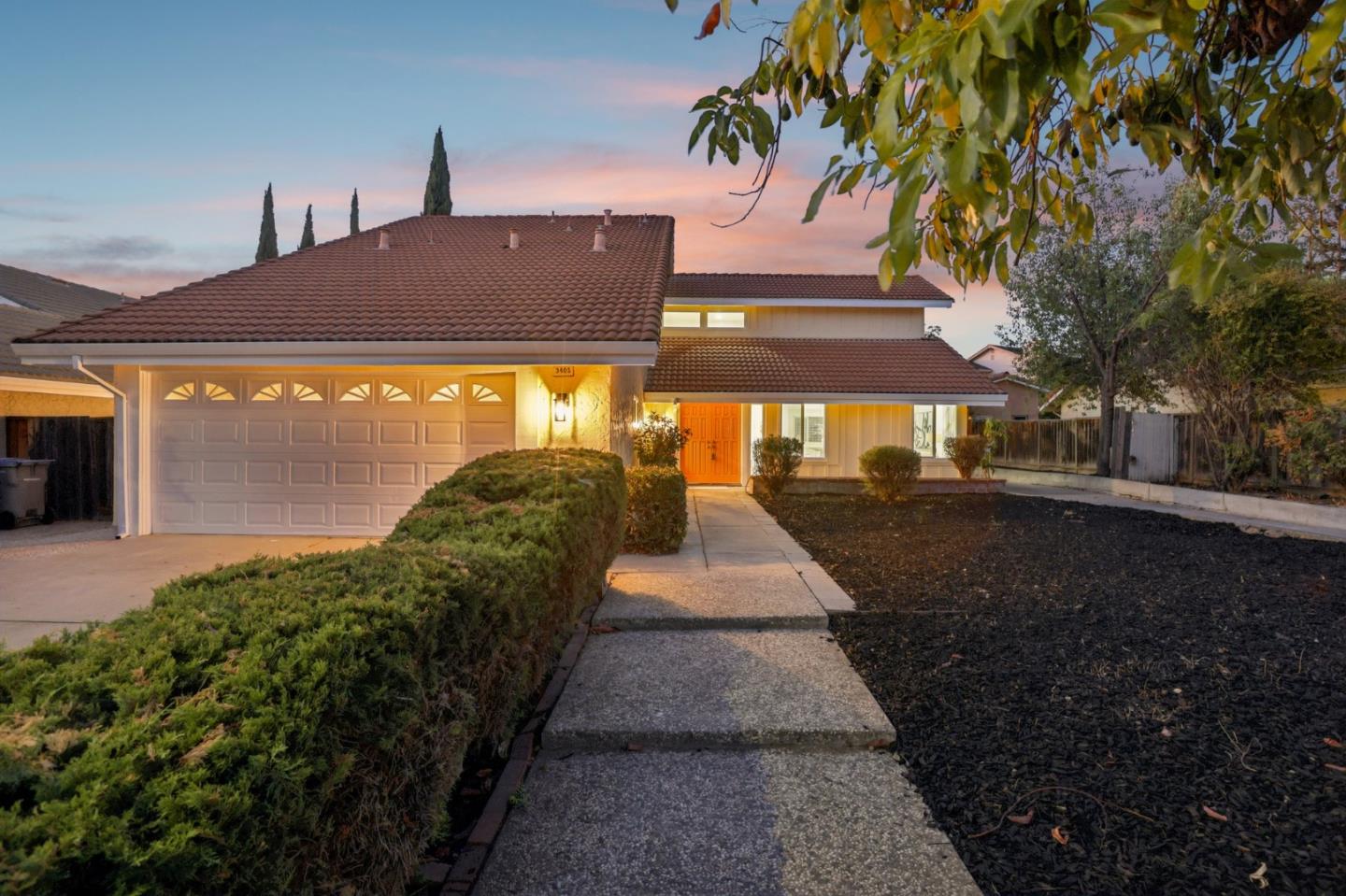 3405 Cedardale DR