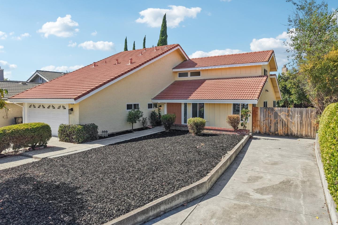 3405 Cedardale DR