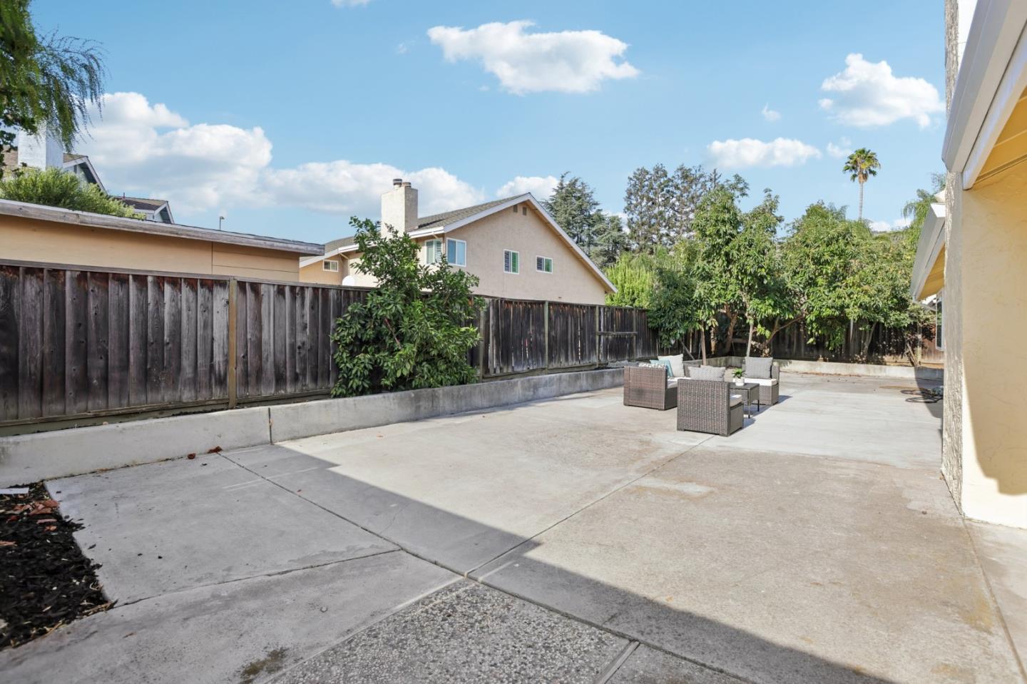 3405 Cedardale DR