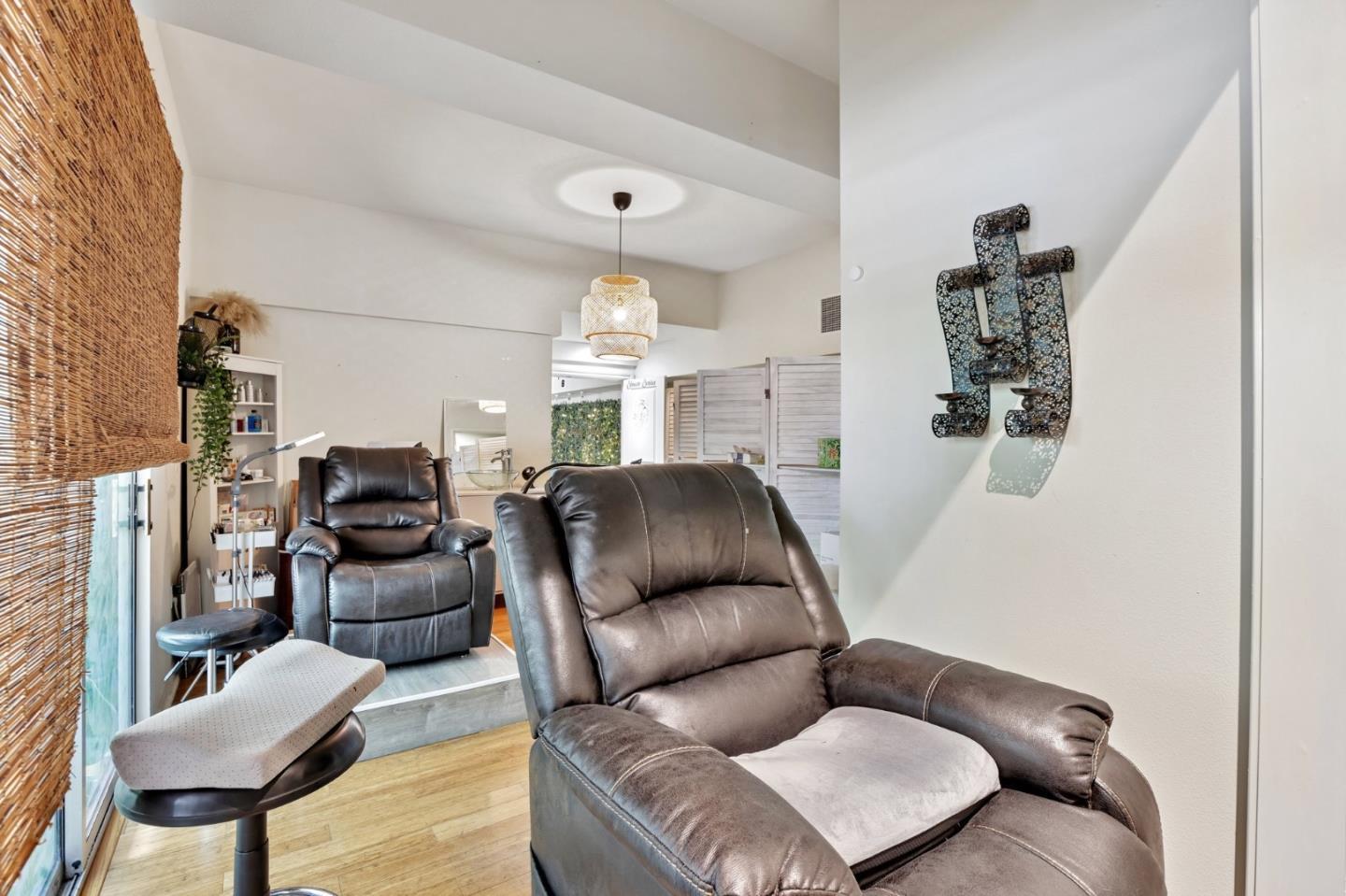 46 W Julian ST 217