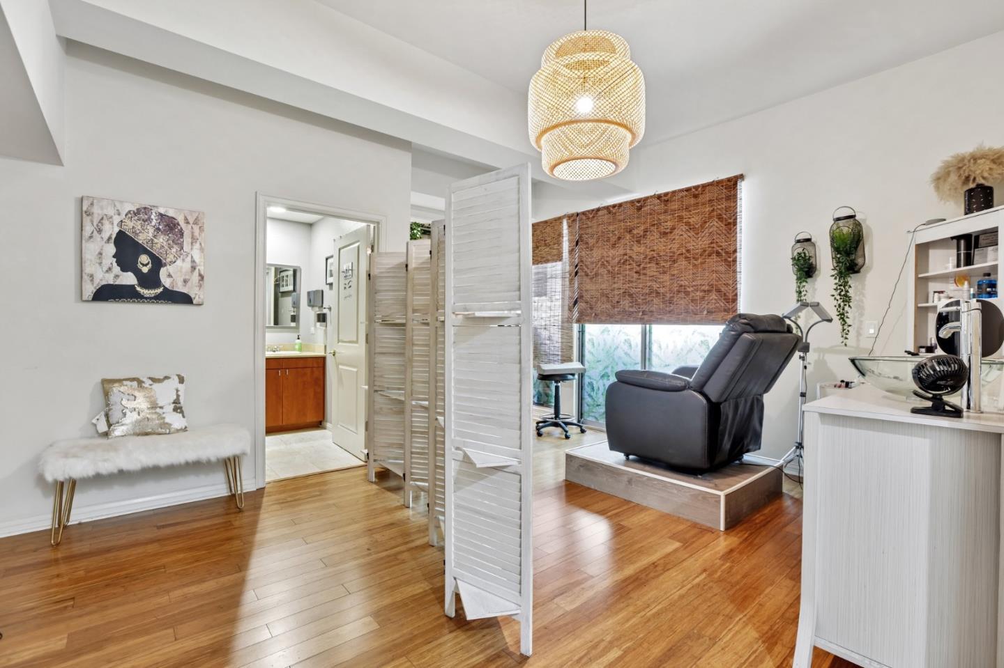 46 W Julian ST 217