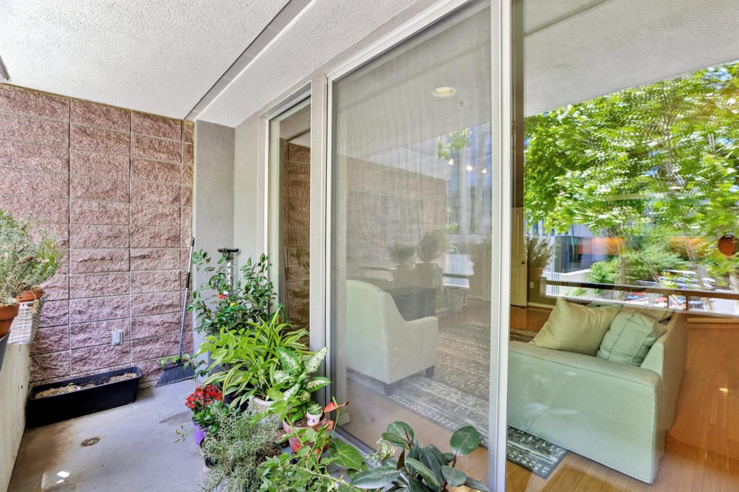 46 W Julian ST 217