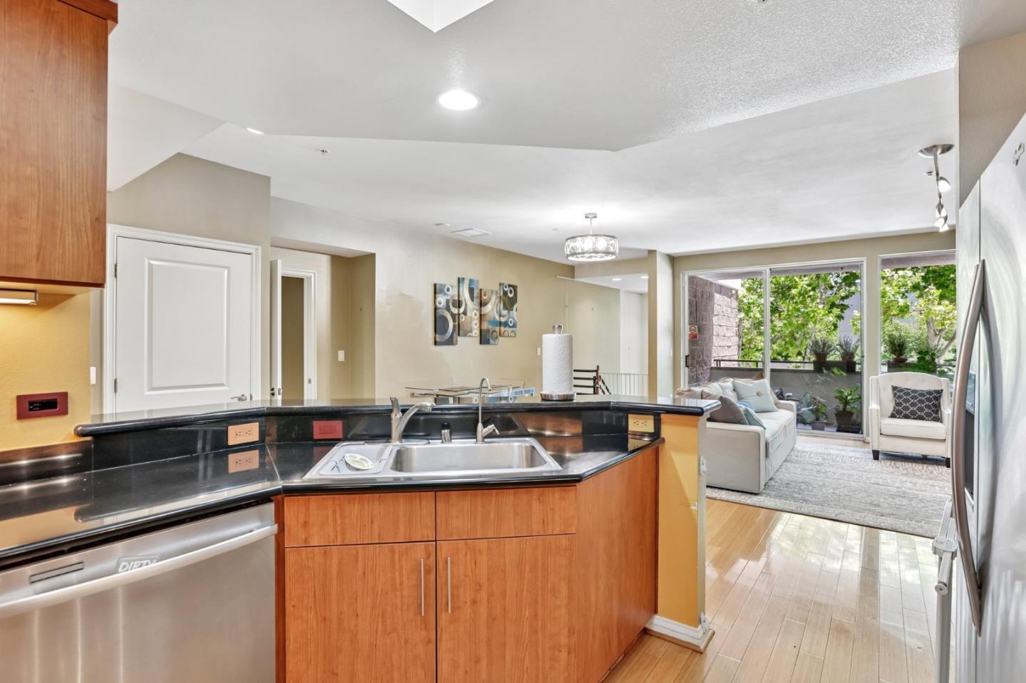 46 W Julian ST 217