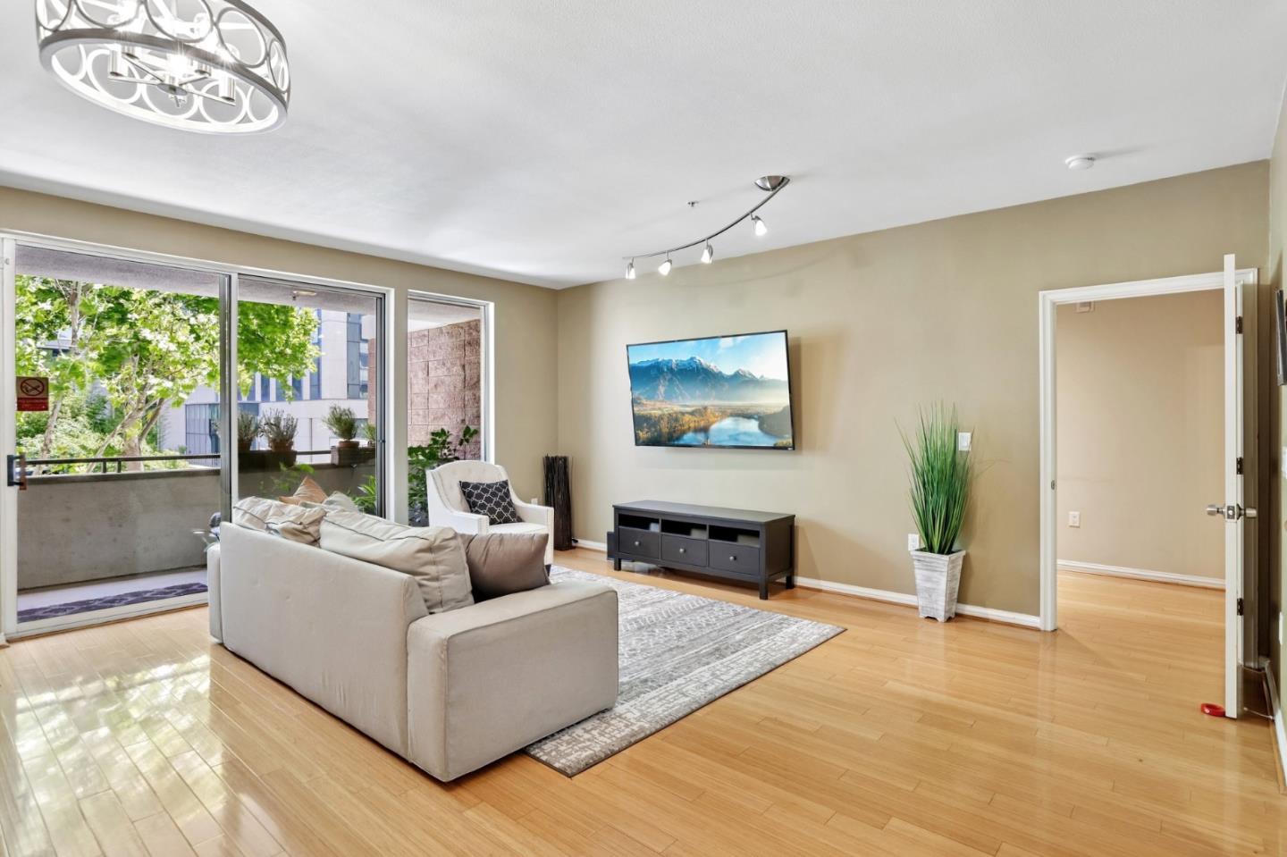 46 W Julian ST 217