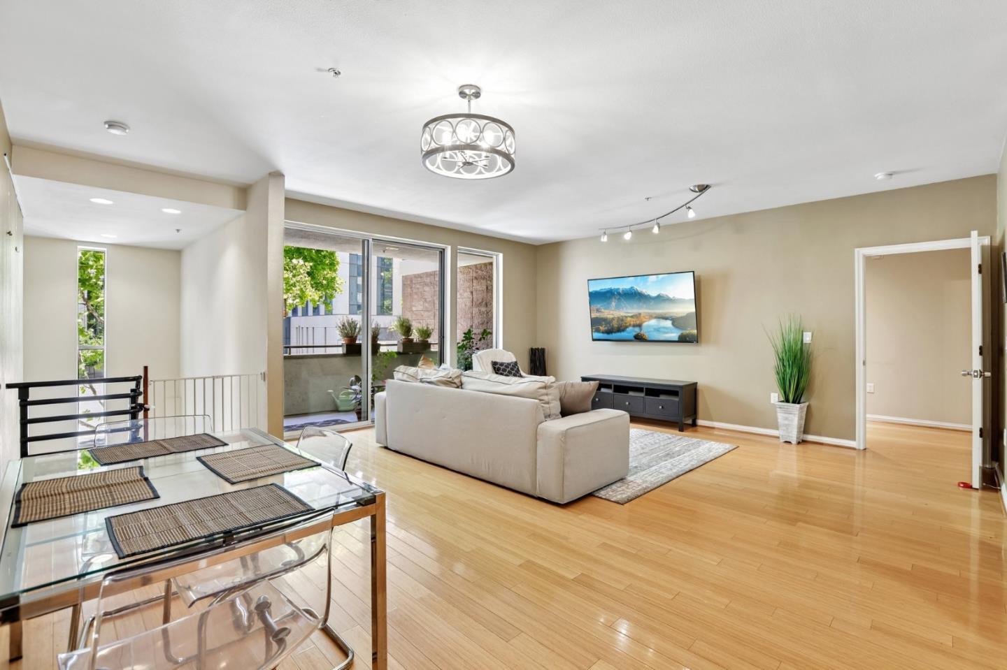 46 W Julian ST 217
