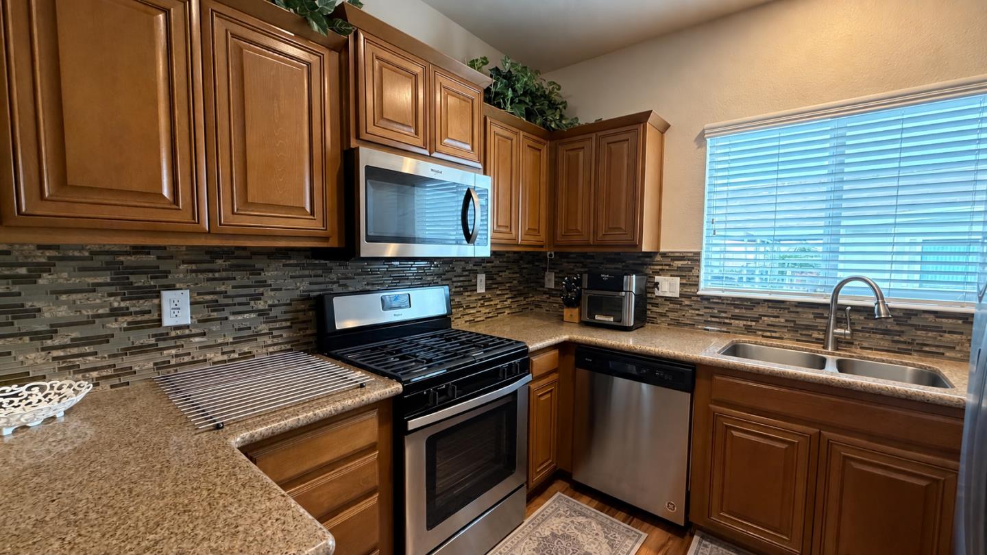 270 Umbarger RD 103