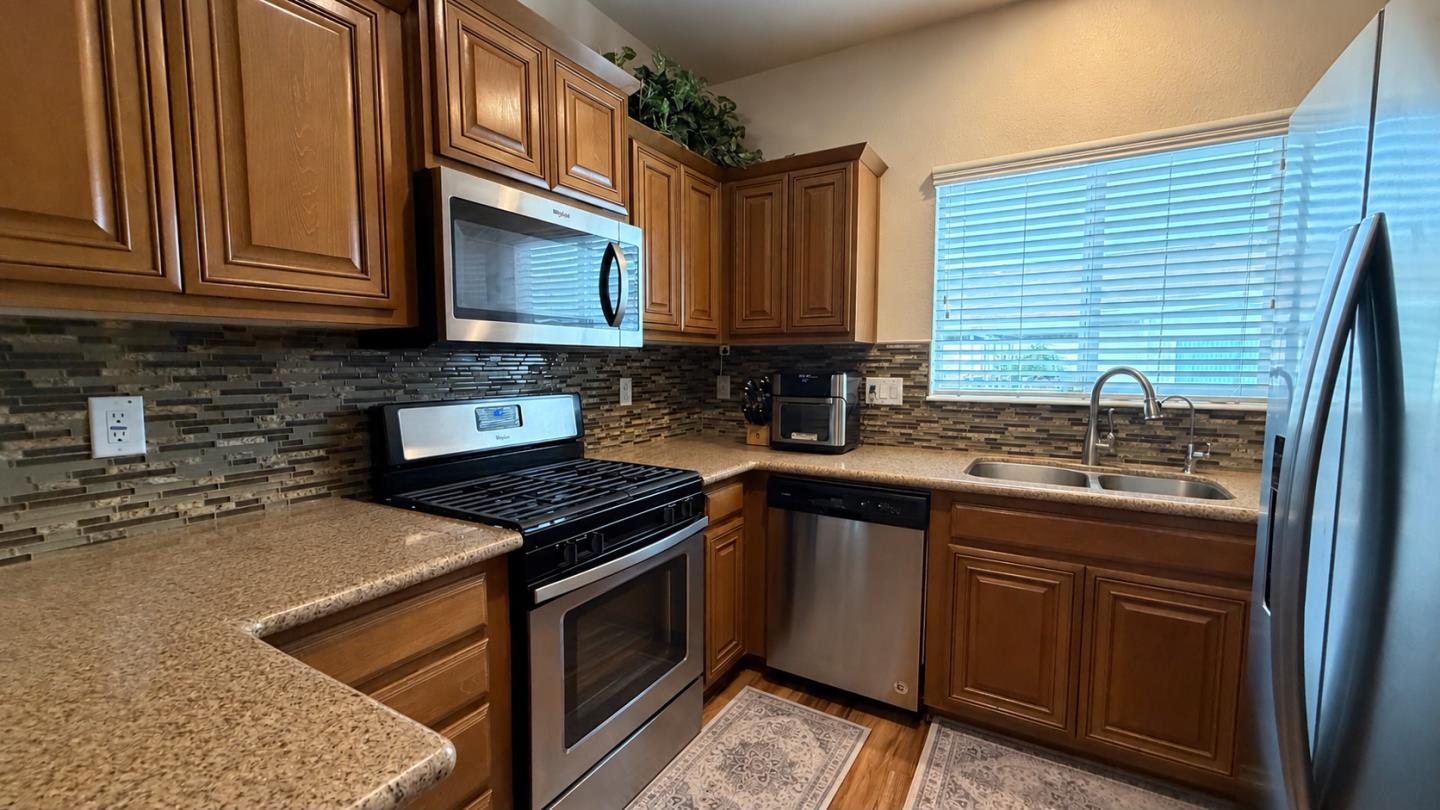 270 Umbarger RD 103