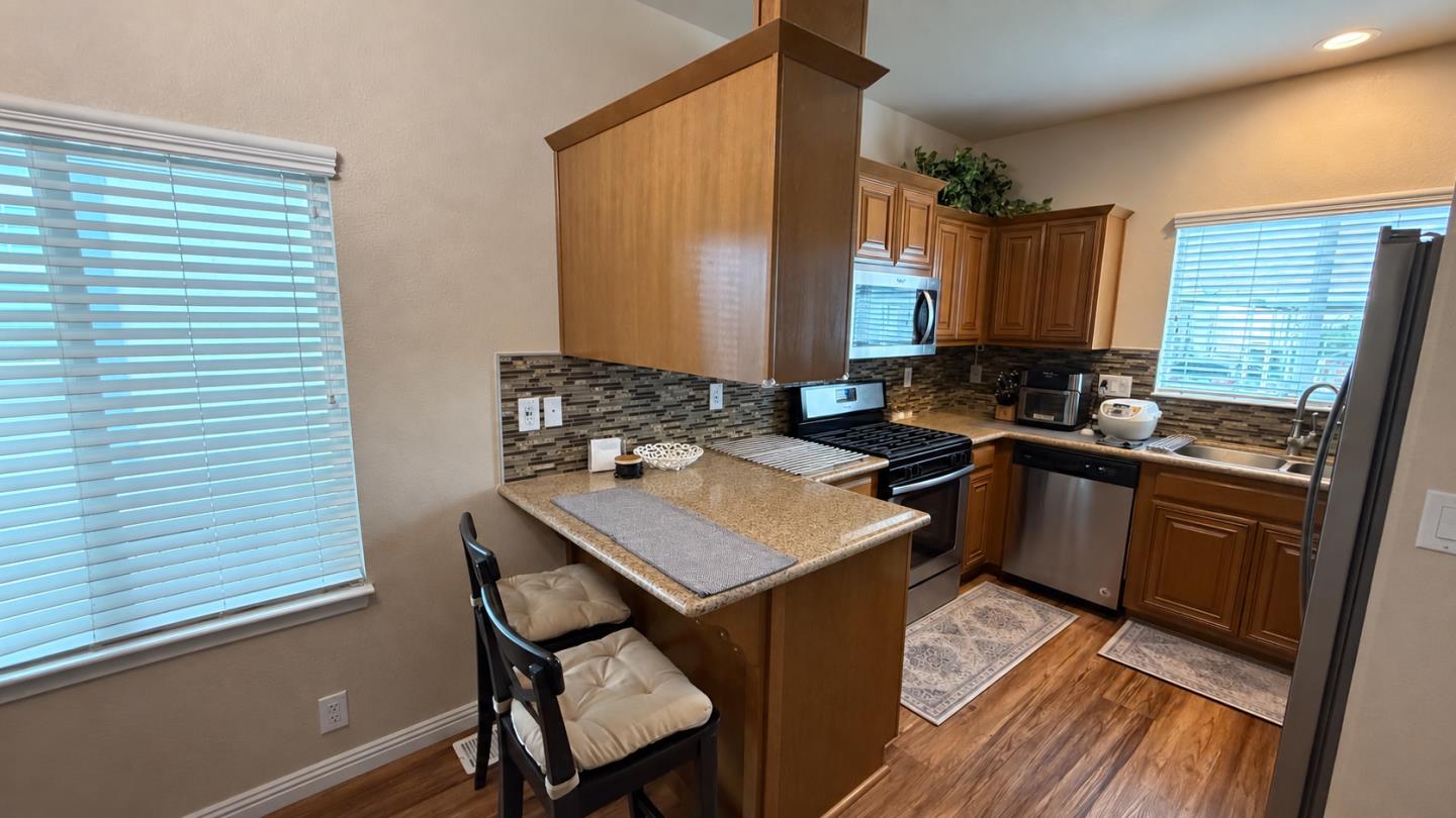 270 Umbarger RD 103