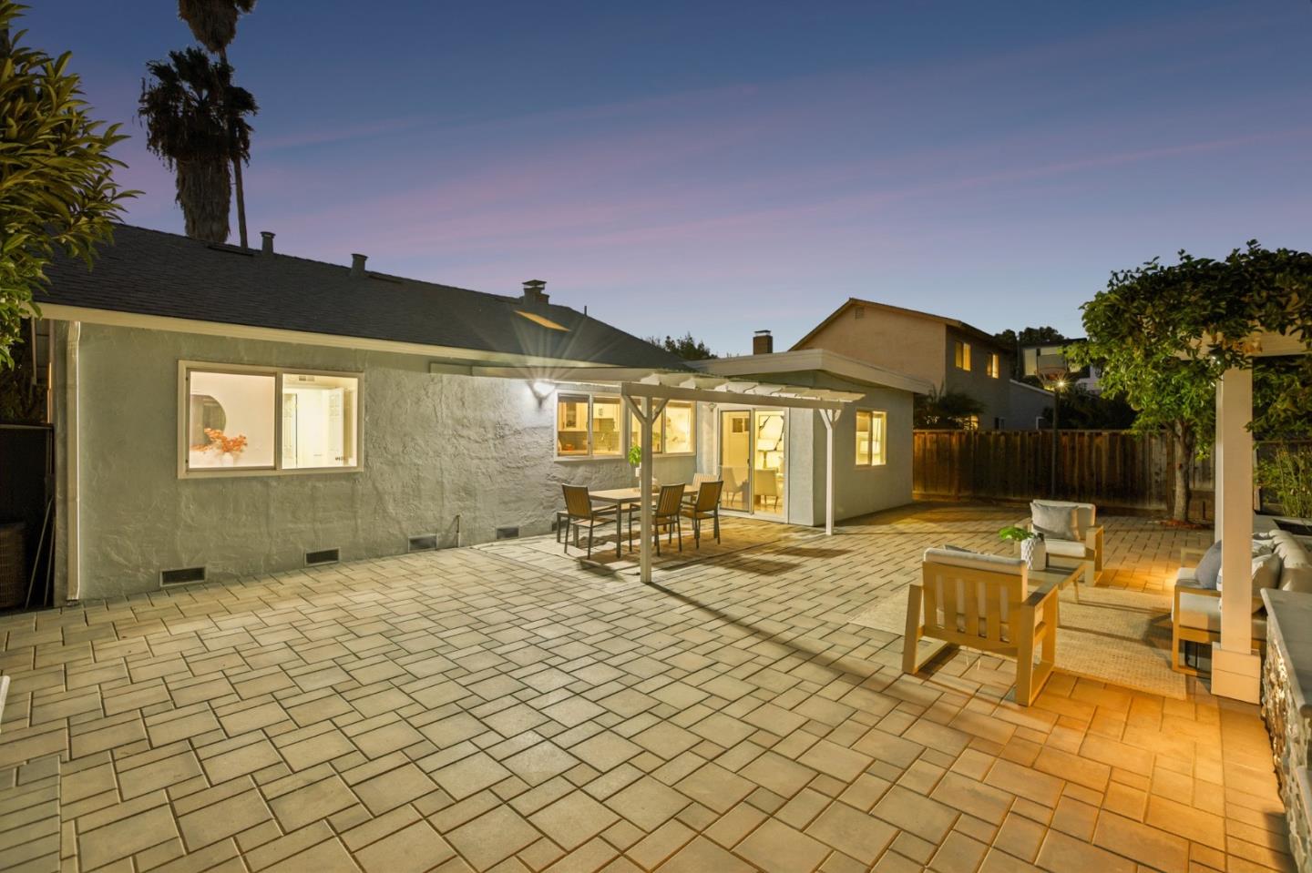 1972 Doxey DR