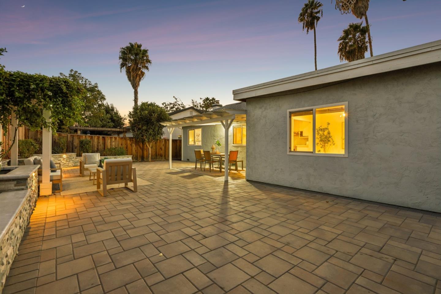1972 Doxey DR