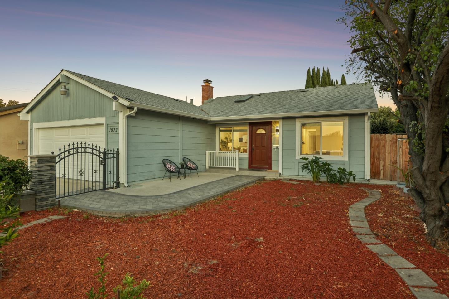 1972 Doxey DR