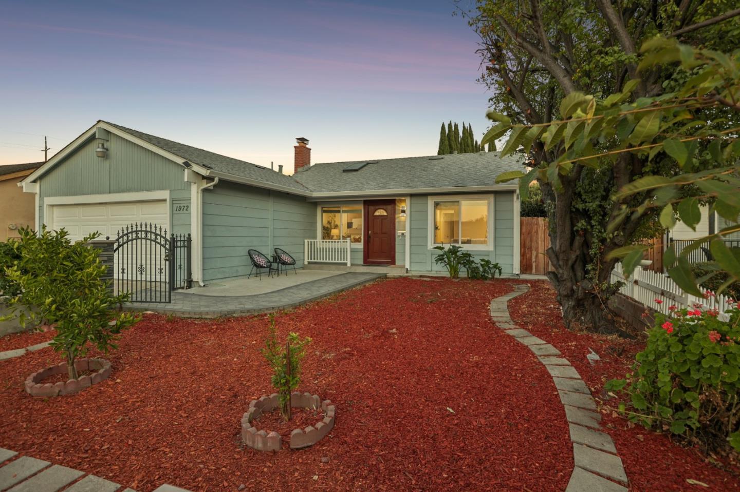 1972 Doxey DR