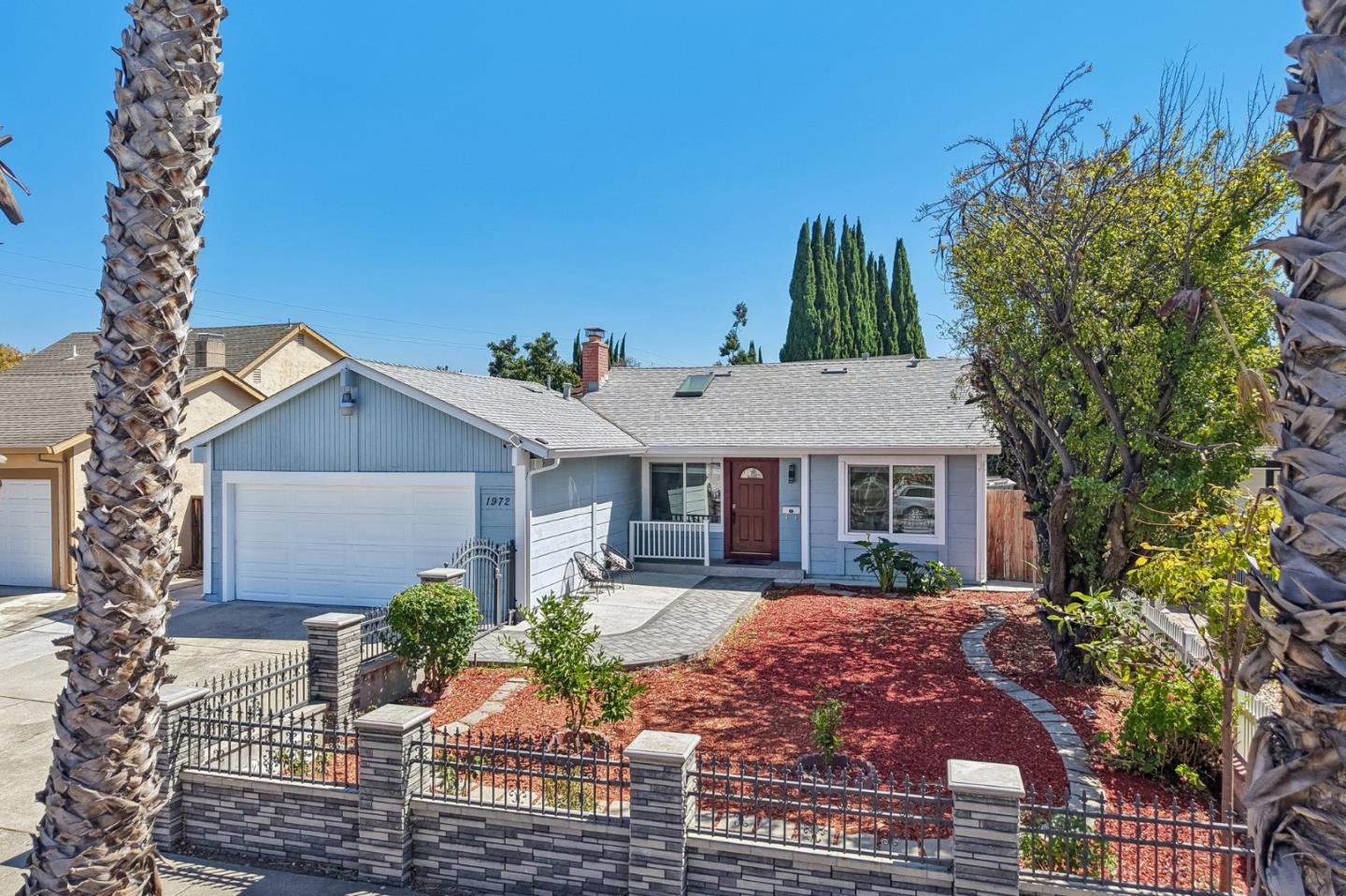 1972 Doxey DR