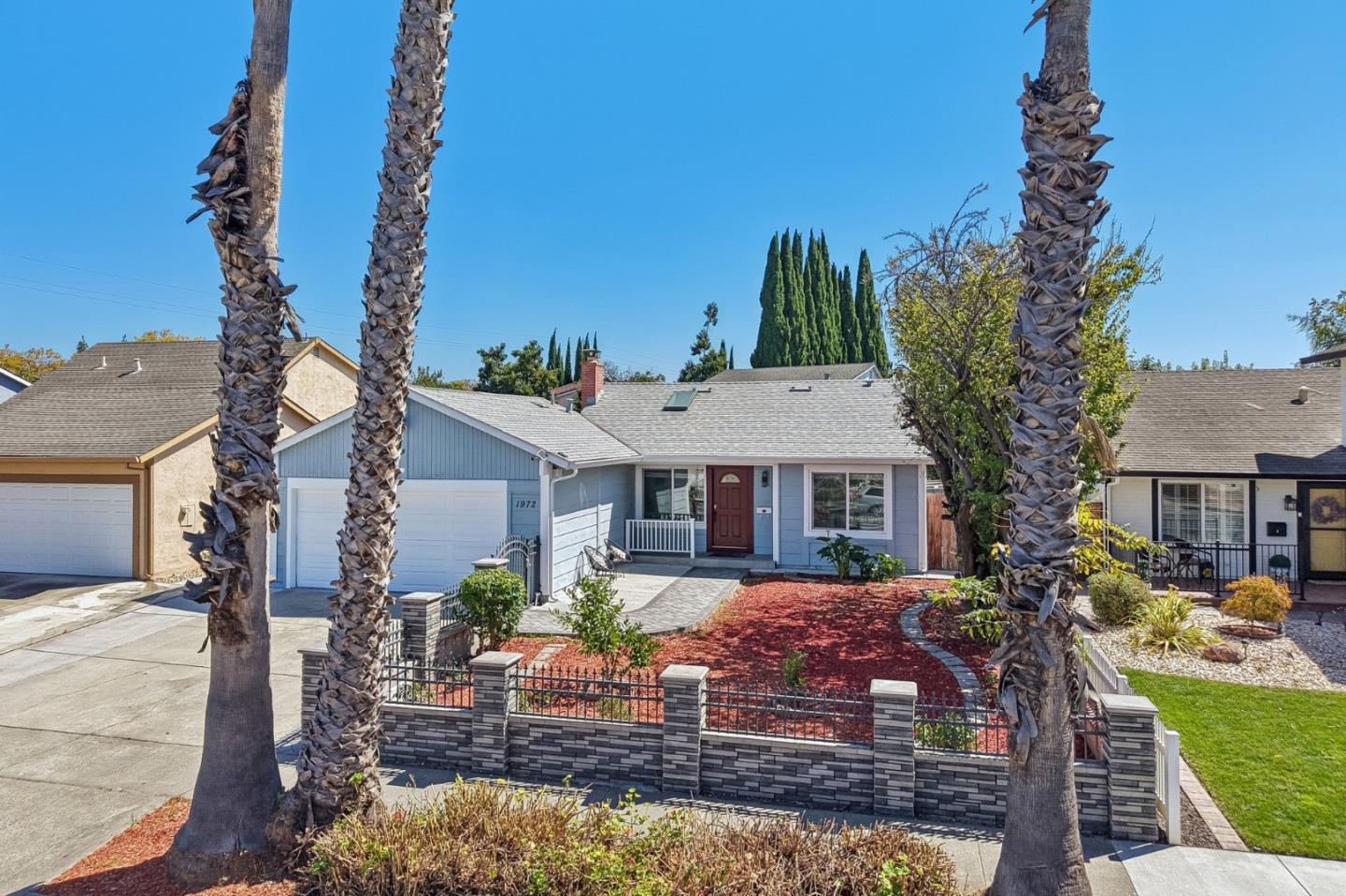 1972 Doxey DR