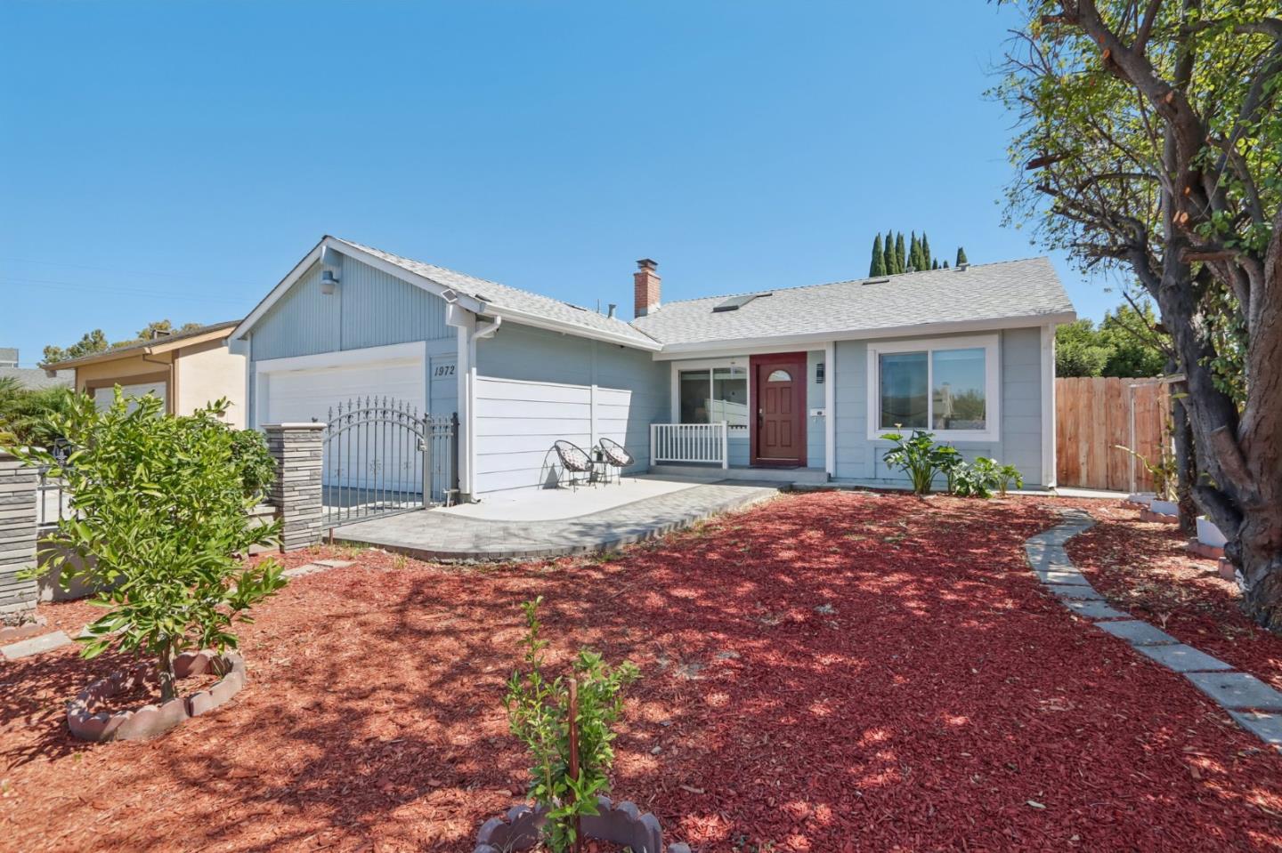 1972 Doxey DR