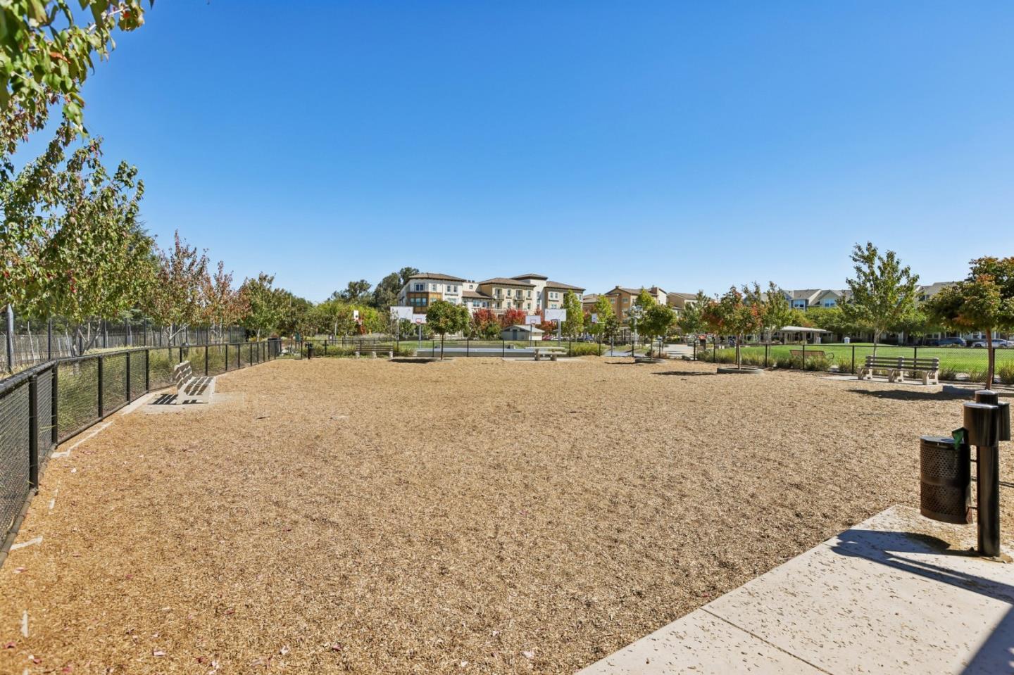 3312 Pyramid WAY