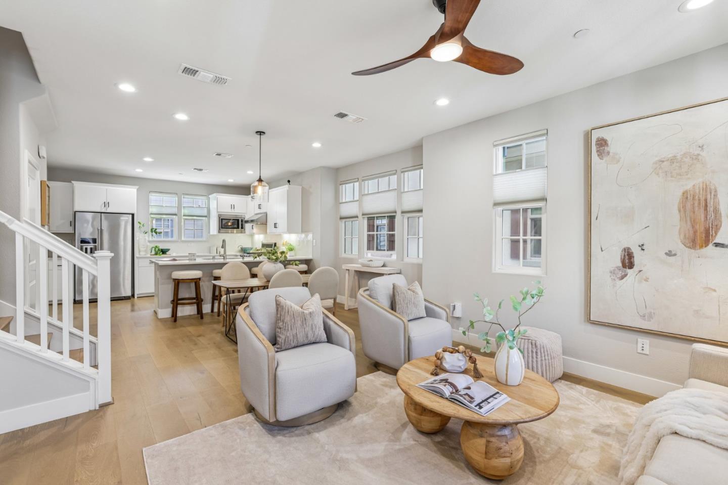 3312 Pyramid WAY