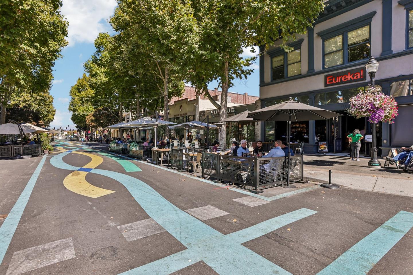 3312 Pyramid WAY