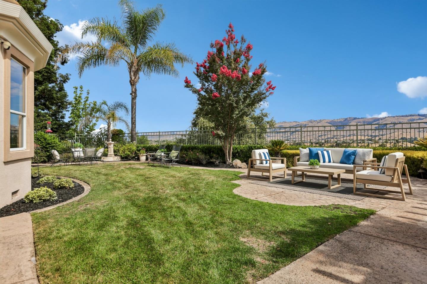 5544 Morningside DR